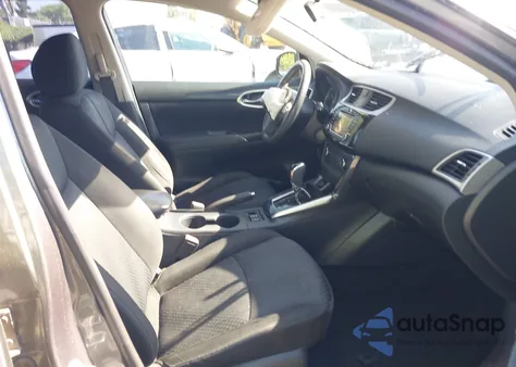 2017 Nissan Sentra Sr Turbo z USA, uszkodzony, nr VIN 3N1CB7AP3HY235394